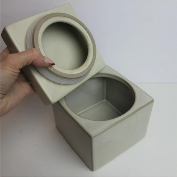 Threshold x Studio McGee Carved Ceramic Box Gray 5" x 5" - NEW - Picture 7 of 7
